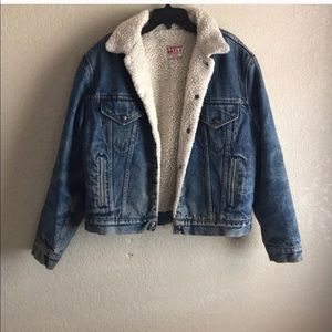 Vintage Levi Sherpa Lined Jean Jacket (unisex)